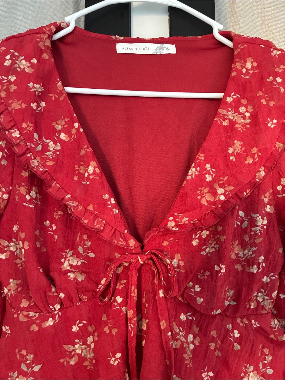 Altar’d State - Floral Ruffle Blouse - Picture 3 of 6